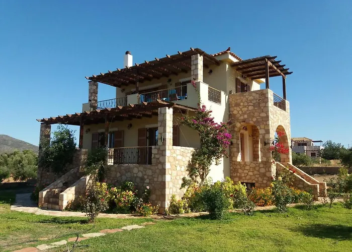 “Villa Othon-Leni”
