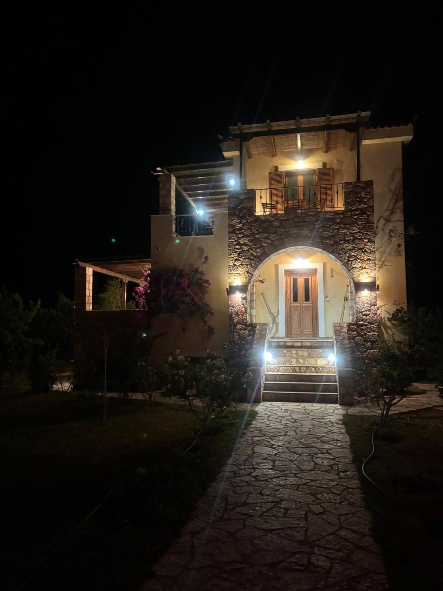 “villa Othon-leni” * Paralia Demonias